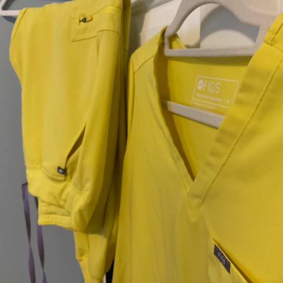 Figs Scrubset - Picture 2 of 3